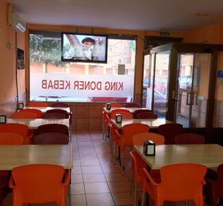 King Doner Kebab.Calle Doctor Moreno. Valladolid. Comedor.