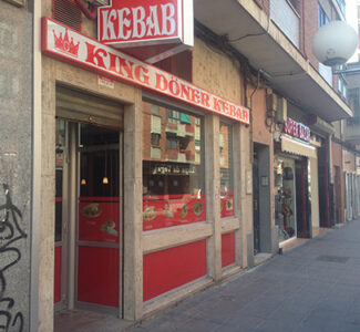 King Doner Kebab. Avenida de Lope de Vega. Medina del Campo. Fachada