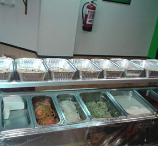 King Doner Kebab. Avenida de Lope de Vega. Medina del Campo. Mostrador