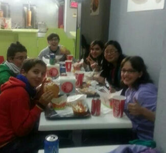 King Doner Kebab. Avda Tres Cruces. Zamora. Comedor